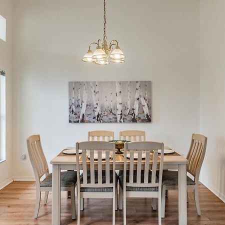 Spacious Villa With Private Pool - No Carpet - Disney Area Kissimmee Esterno foto