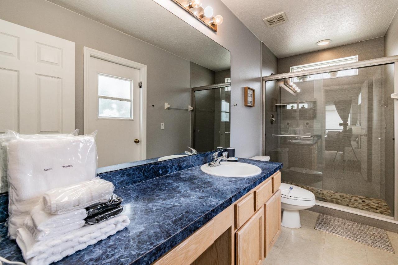 Spacious Villa With Private Pool - No Carpet - Disney Area Kissimmee Esterno foto