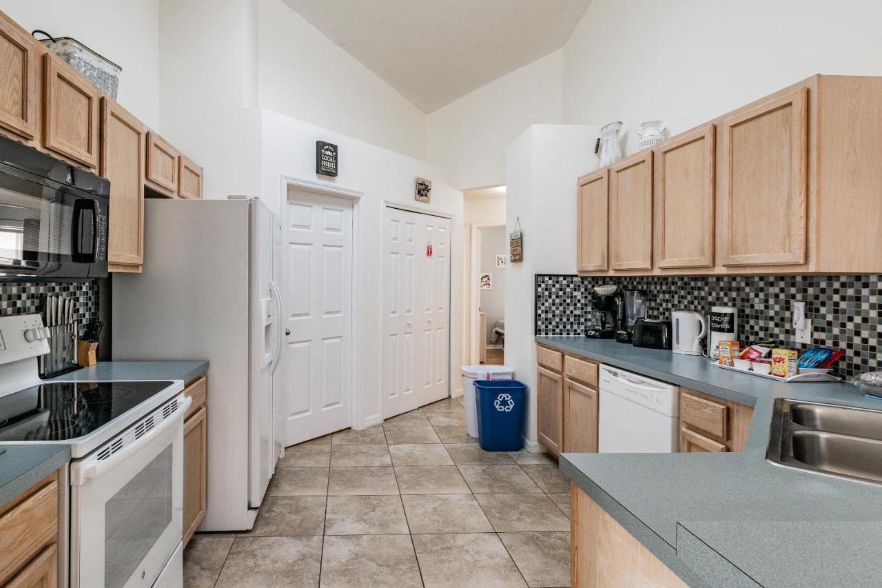 Spacious Villa With Private Pool - No Carpet - Disney Area Kissimmee Esterno foto
