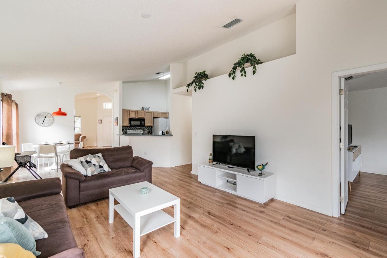 Spacious Villa With Private Pool - No Carpet - Disney Area Kissimmee Esterno foto