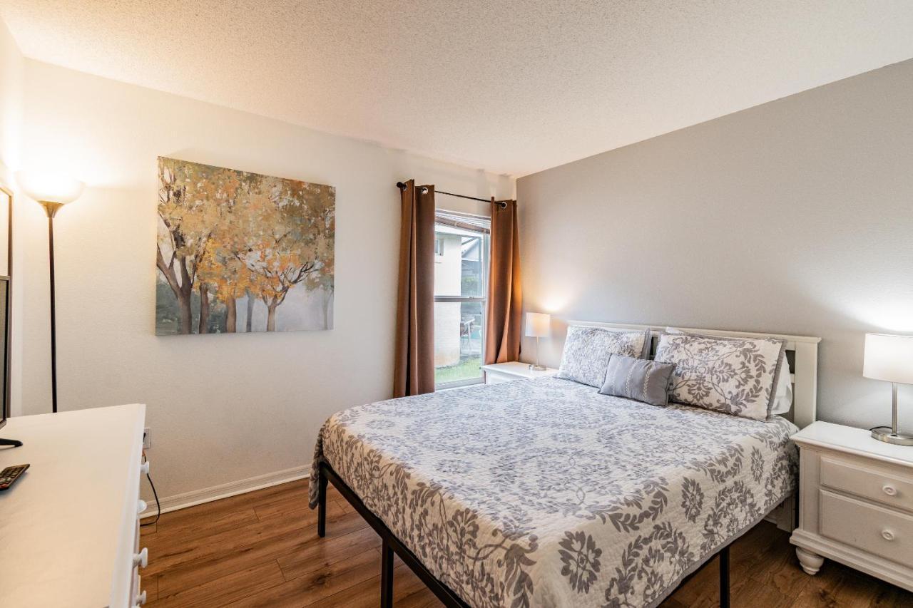 Spacious Villa With Private Pool - No Carpet - Disney Area Kissimmee Esterno foto